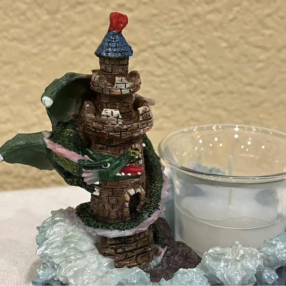 Gifts Dragon Statue with Tea Light Candle Holder - Draco The Dragon Statues - Picture 2 of 7